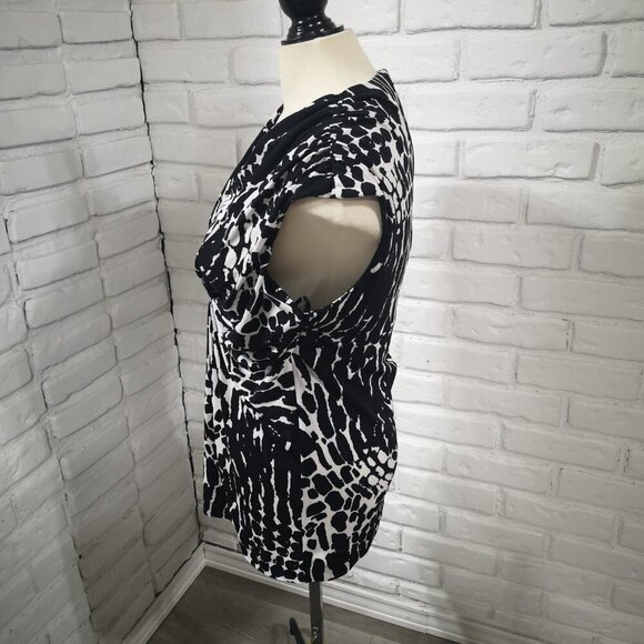 Calvin Klein Ladies Size Large Black & White Sleeveless Tank Top - Picture 6 of 8